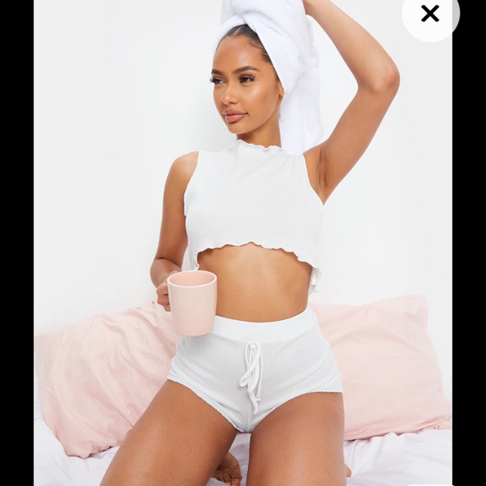 White Ribbed Frill Edge Short PJ Set ☁️